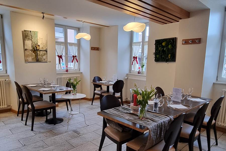 Restaurant 4