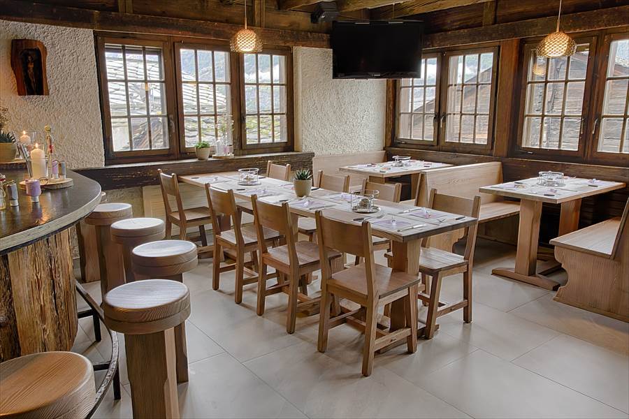 Restaurant II