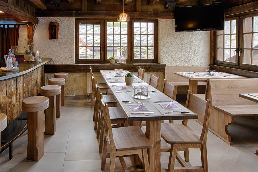 Restaurant IV